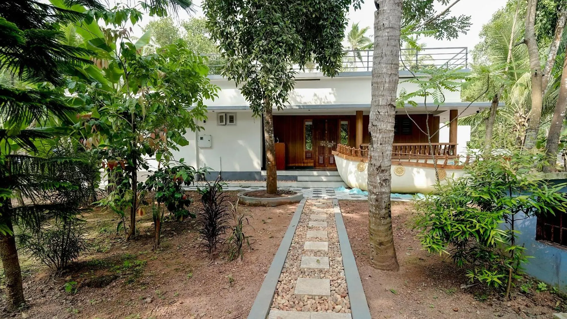 Pearlspot Homestay Mundrothuruth Apartment