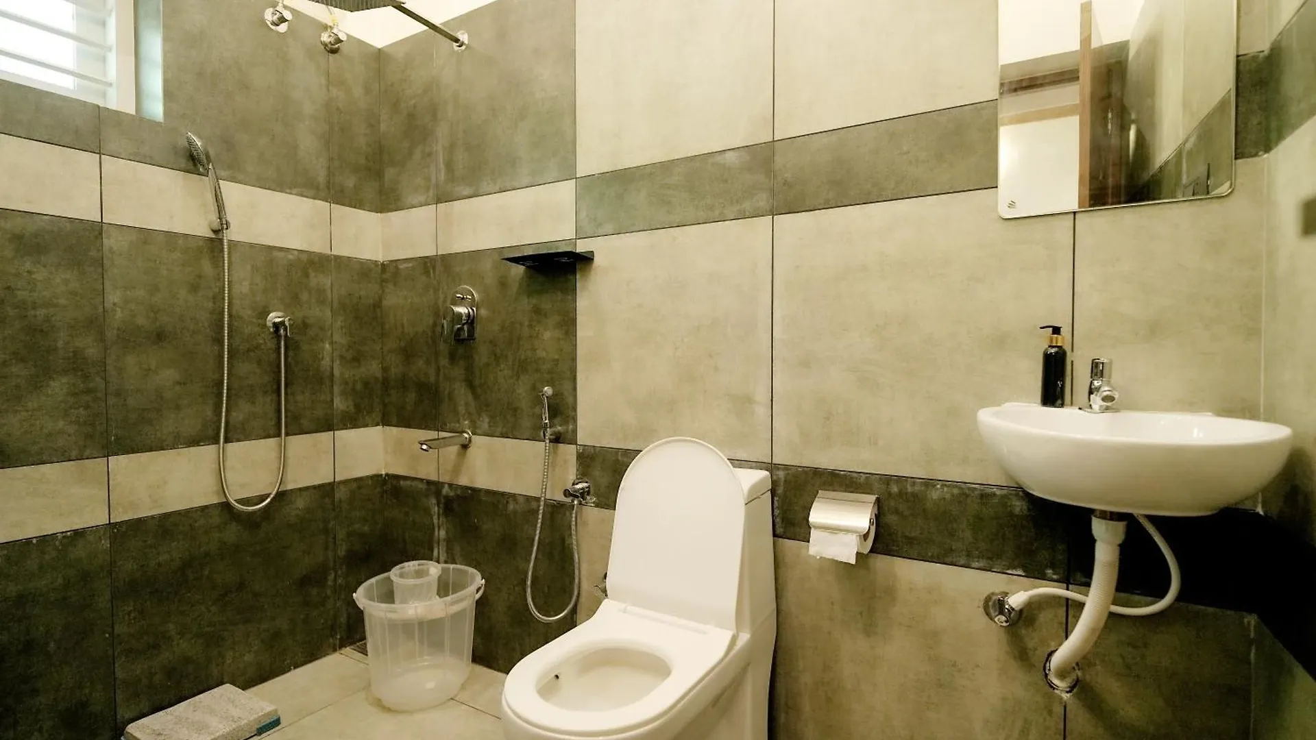 Pearlspot Homestay Mundrothuruth